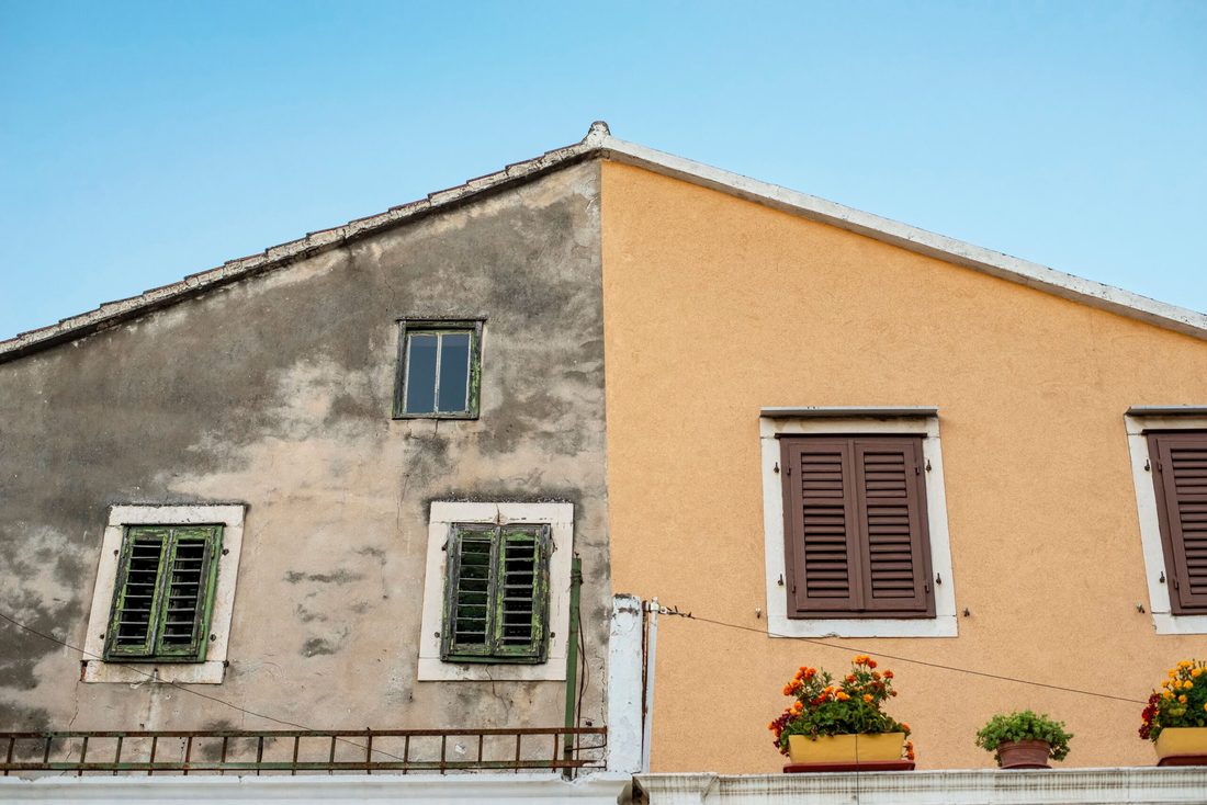 Facade à Vaire